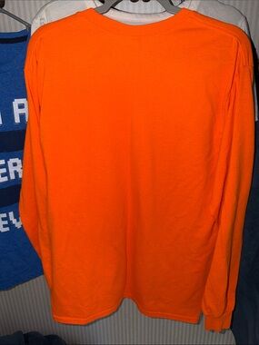 men’s long sleeve, neon, orange T-shirt, L 21” ptp